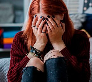 Portada del recurso educativo “Conociendo a mi adolescente”, guía sobre comunicación, límites y autoestima desde la Disciplina Positiva.
